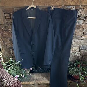 Classic Black Pinstripe Men's Suit Size 44L Jacket; Pants 42 Waist 33 Length